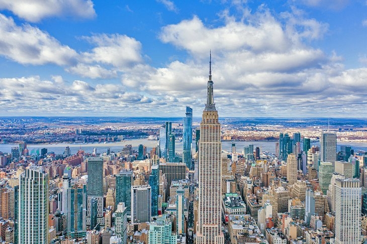 Quelle est la distance de Paris à New York ?